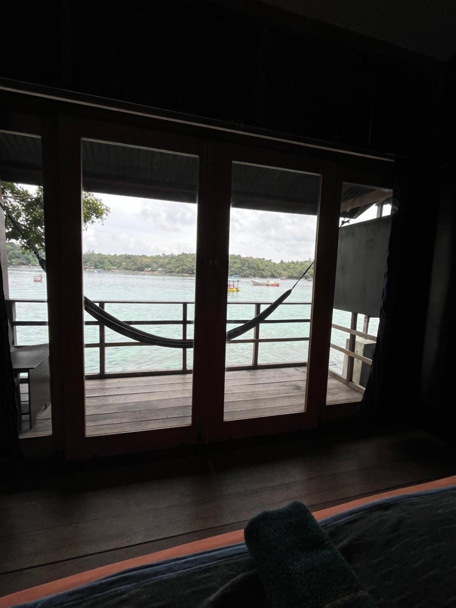 Olala Bungalows And Restaurant サバン エクステリア 写真